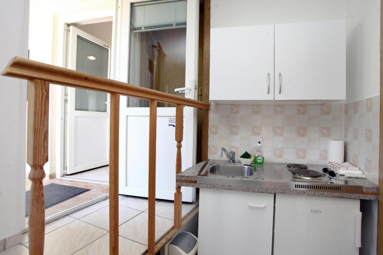 Bozena Studio Kneb Portorož Buitenkant foto