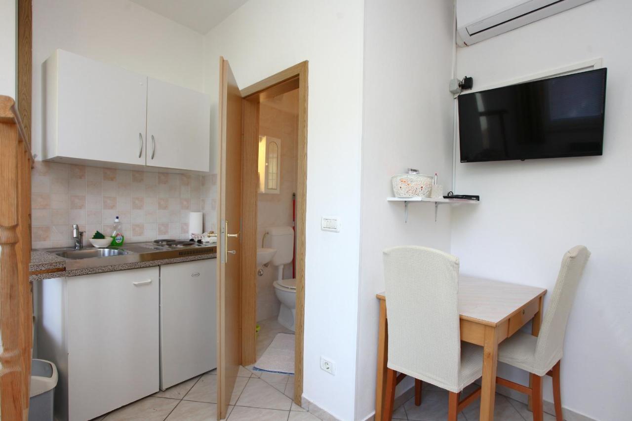 Bozena Studio Kneb Portorož Buitenkant foto