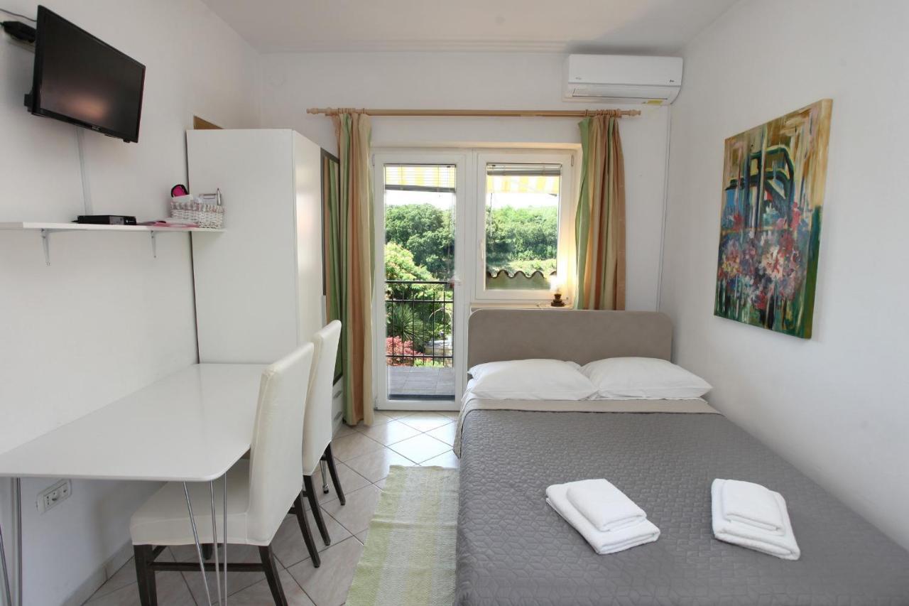 Bozena Studio Kneb Portorož Buitenkant foto